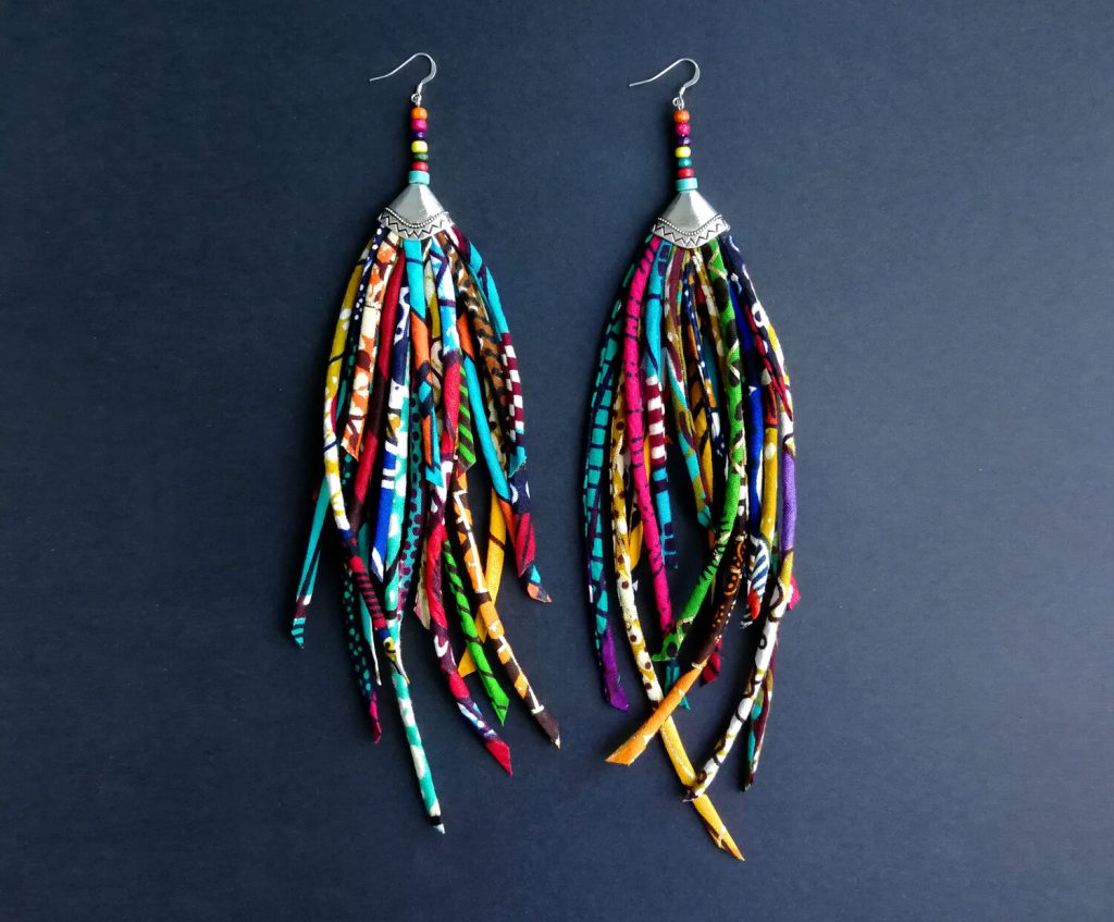 Pendientes de flecos de wax multicolor y plata tibetana, ganchos de plata de ley 925