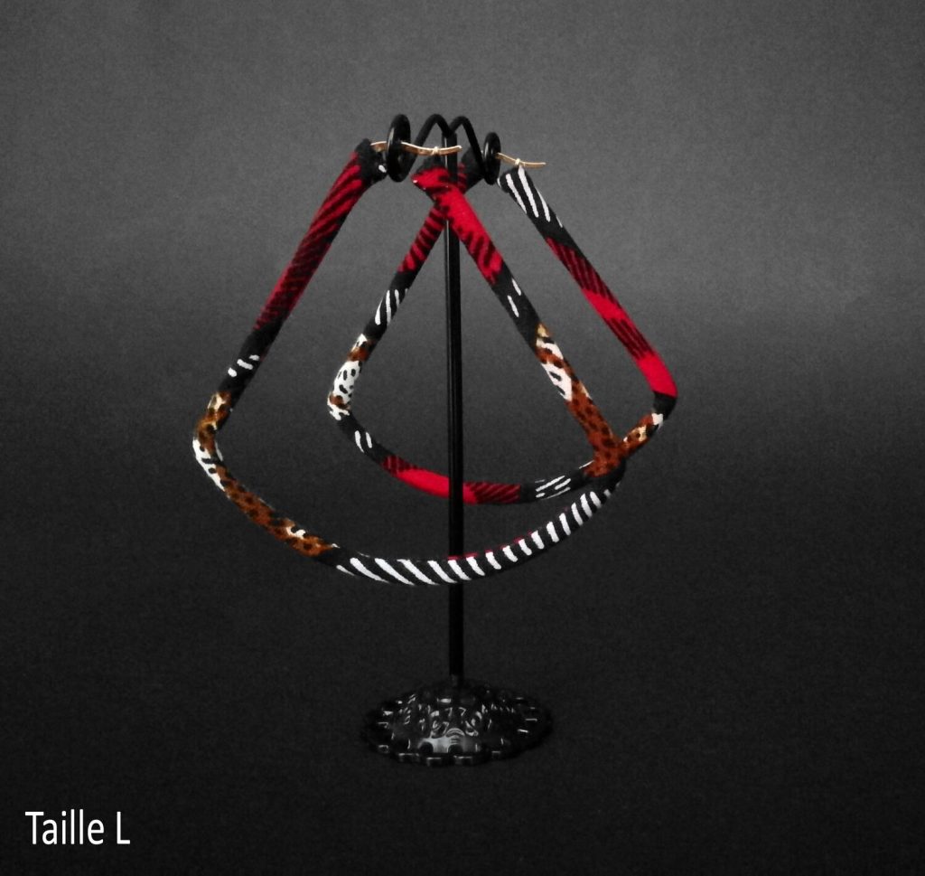Rounded triangle hoop earrings customized in fabric - 4 sizes to choose from