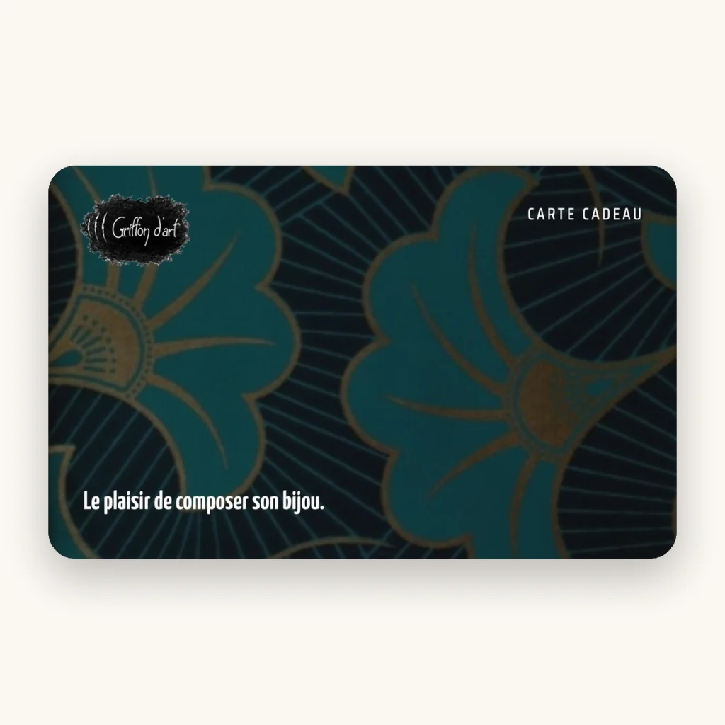 Carte cadeau Griffon d’art sur fond de tissu wax : le plaisir de composer son bijou