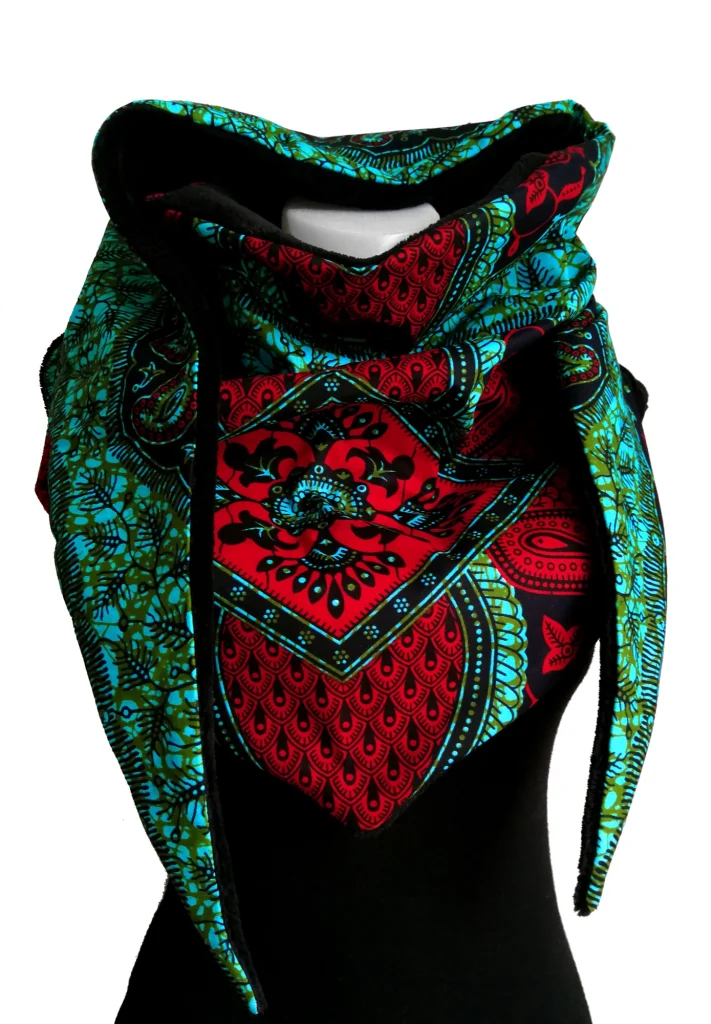 Wax 153 wrap scarf and black Wellness fleece