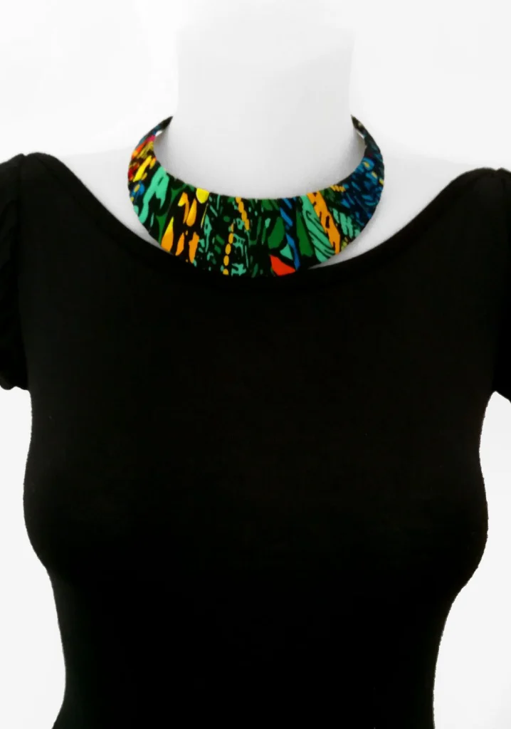 Collana a plastron larga in wax 195, pezzo unico, foto 5