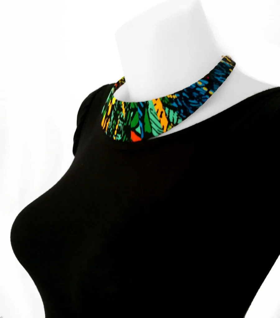 Collana a plastron larga in wax 195, pezzo unico, foto 6