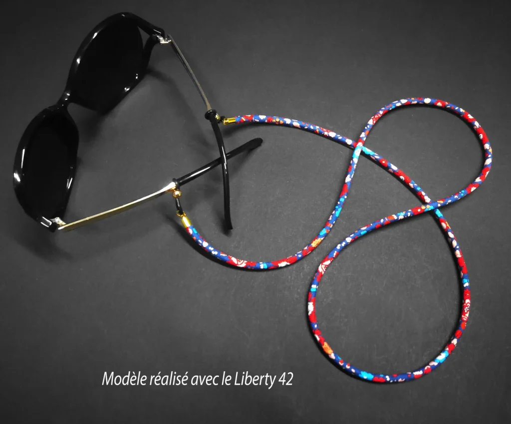 Brillenband aus Wax- oder Liberty-Stoff, Foto 5